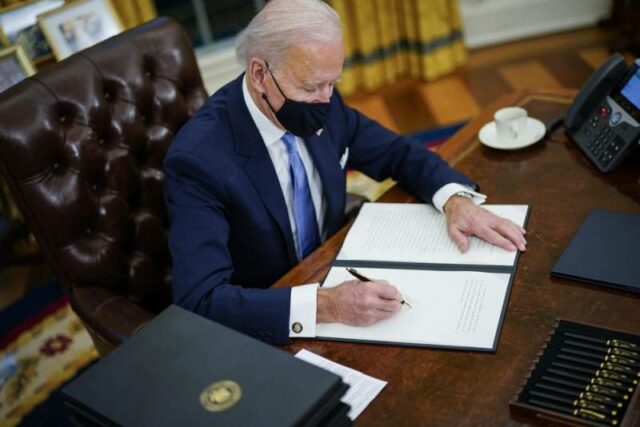 Biden signs executive order for cybersecurity Biden signs executive order for cybersecurity